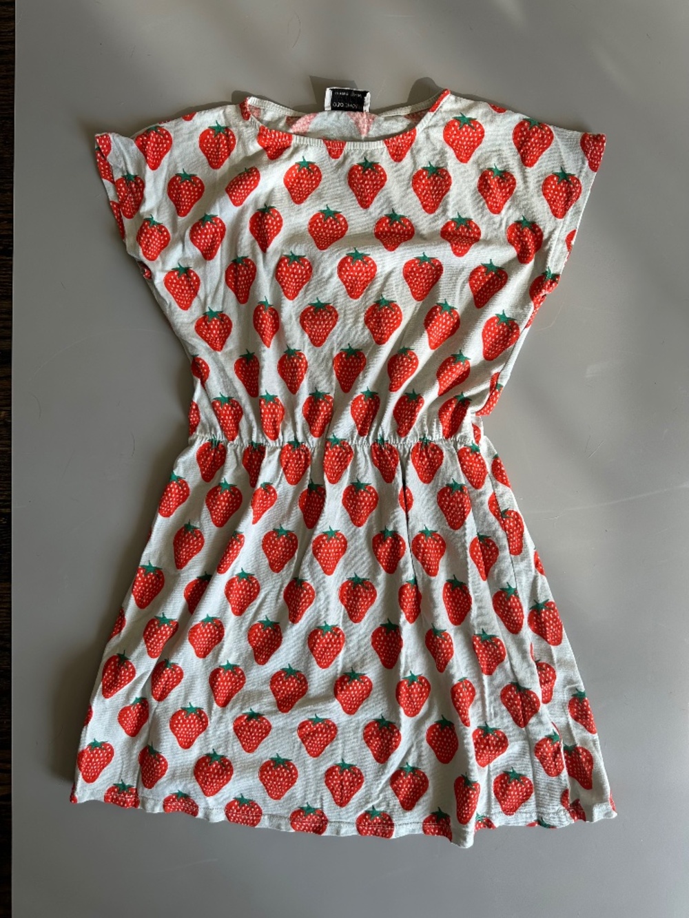 BOBO CHOSES Girls Strawberry All Over Dress Coverup 8-9Y